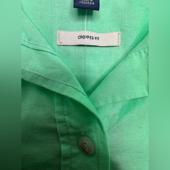 Universal Thread Green Long Sleeve Button Down Crop Shirt - Picture 5 of 9